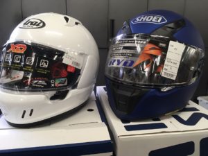 世界シェア9割！日本が誇るヘルメット2大メーカーの「SHOEI」「Arai」