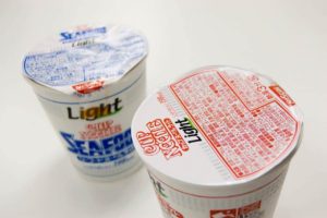 これは知っておきたい！カップ麺を美味しく食べる裏ワザ