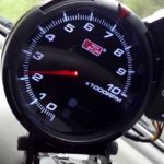 クルマのタコメーターの“タコ”ってどういう意味か知ってる？