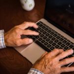 テレビよりYouTube？！団塊の世代のテレビ離れが始まった