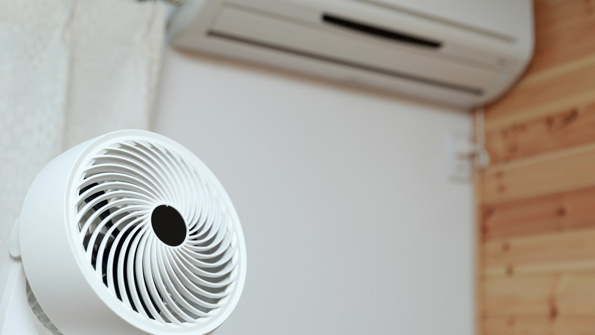 節電の夏！エアコンと扇風機の併用が吉…扇風機の気になる電気代は？？