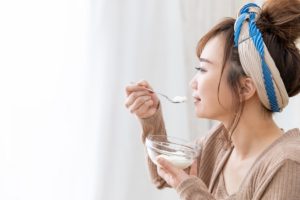 寝る前に食べてもOKな食べ物は??