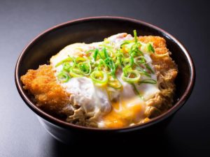 極論だけどカツ丼がダイエットに効果的な面も