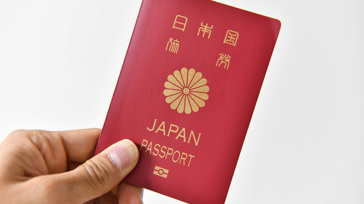日本のパスポートが世界最強である理由