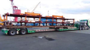 教習所では習わない…超大型トレーラーを操るドライバーははどこで練習したの？