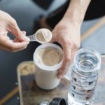 ダイエットに最適…プロテインを飲むと太るという常識のウソ