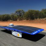 ソーラーカーって実用化出来ない？？EVでずっと走れそうだけど…