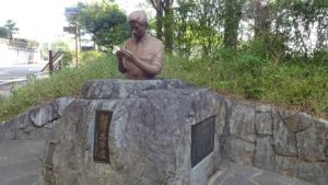 「石器時代に戻す」発言が問う——人間の知恵と文明への敬意