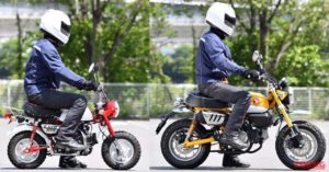 新旧対決…大きくなったホンダ・モンキーがやっぱりいい！