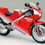 2ストの時代の幕開け…公道レーサーはホンダ・NSR250Rが切り開いた！レプリカを超えるレプリカの登場