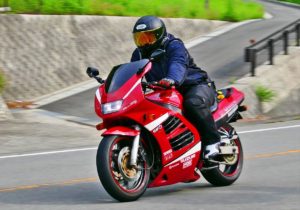 スズキRF400R不人気だったけどいいバイクだった…