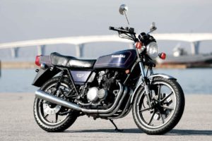 オレのヨンヒャク!バイク小僧なら誰もが憧れた男カワサキのZ400FX