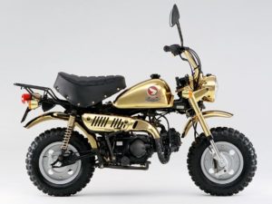 ちょっとした哀愁と思い出と…ホンダ・モンキー50ccがやっぱり良い！