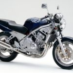 ホンダ・CB-1…400cc4気筒ネイキッドの先駆的存在