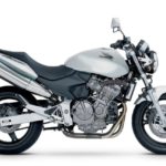 ホンダ・CB600F（ホーネット600）曲線美の誘惑にクラクラ！中型感覚で乗れるのもいい！