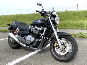 ホンダ・X4…ちょっぴりアメリカン…ちょいワルオヤジが惚れたバイク