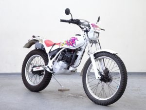 ホンダ・TLM220R…オフロードはいまだに2ストが人気らしい