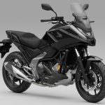 【ホンダ・NC700S】正統派ネイキッドスタイルとして2012年4月登場