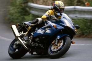 Kawasaki ZX-9R海外仕様がかっこよかった！