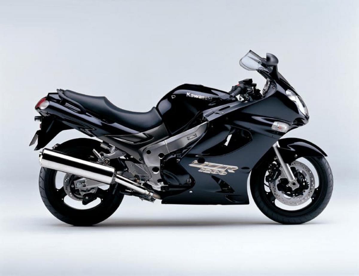 【Kawasaki　ZZR1200】最後のキャブ車　人気はなかったけど高速安定性は抜群だった！