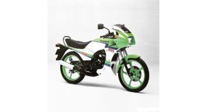 【Kawasaki AR125】1980年代のカワサキの本気！水冷2スト単気筒でいくらでも回せる！！