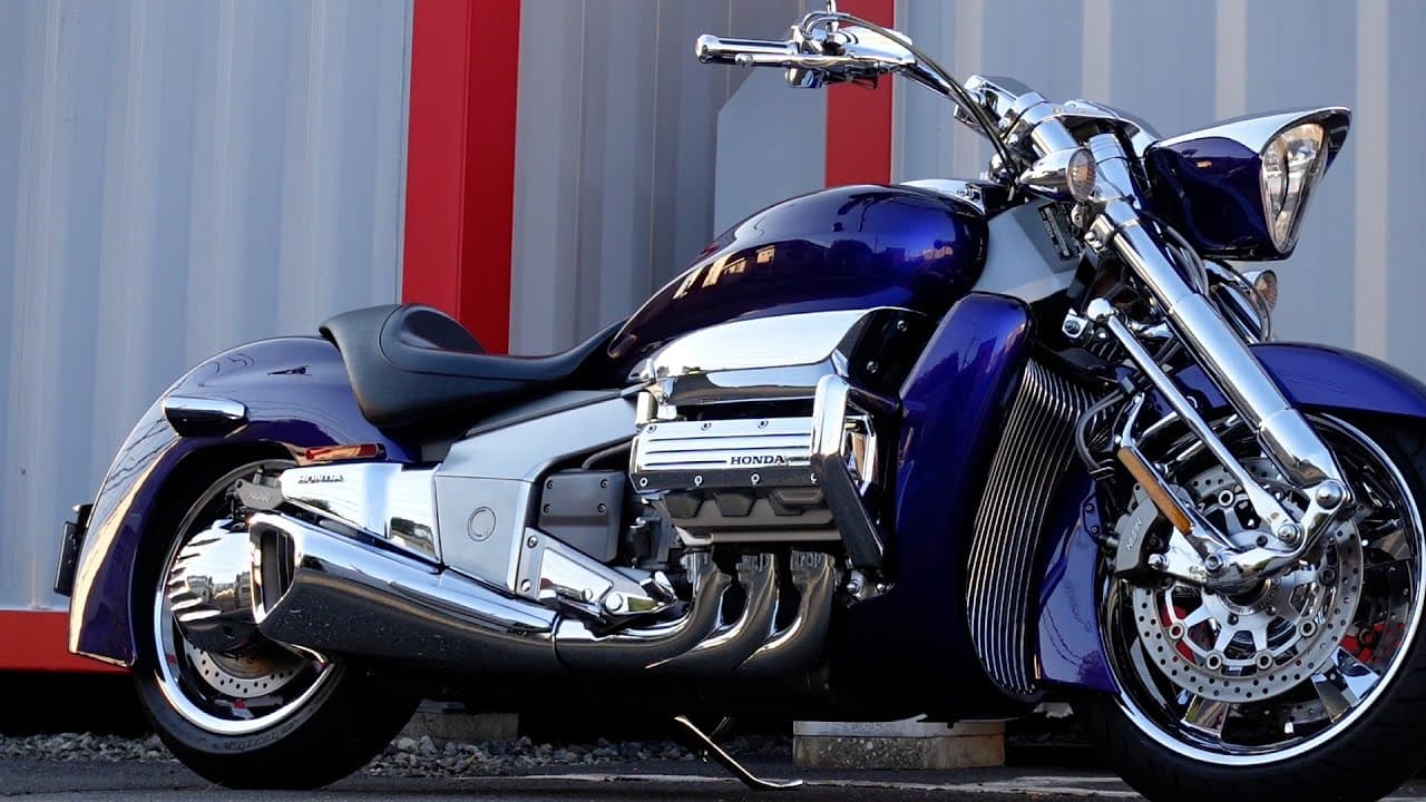 HONDA VALKYRIERUNE 究極のファクトリーカスタムが放つ圧倒的な存在感と歴史的価値を徹底解剖
