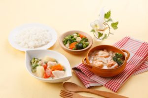 介護食ってどんな料理？不安なら一度宅配食を頼むのもいいかも