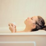 暑い季節の強い味方！デオドラントでワキの臭いは消せる？