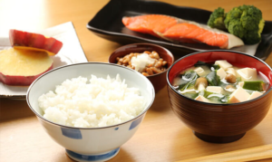 和食はダイエットに良いのは間違いないけど塩分が問題