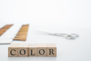 白髪染め白髪染めは染まりやすい!自宅で染めるなら一推し!