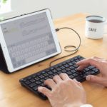 iPad持て余してない？？Lightningケーブルを挿せばすぐ使える専用キーボード　サンワサプライから