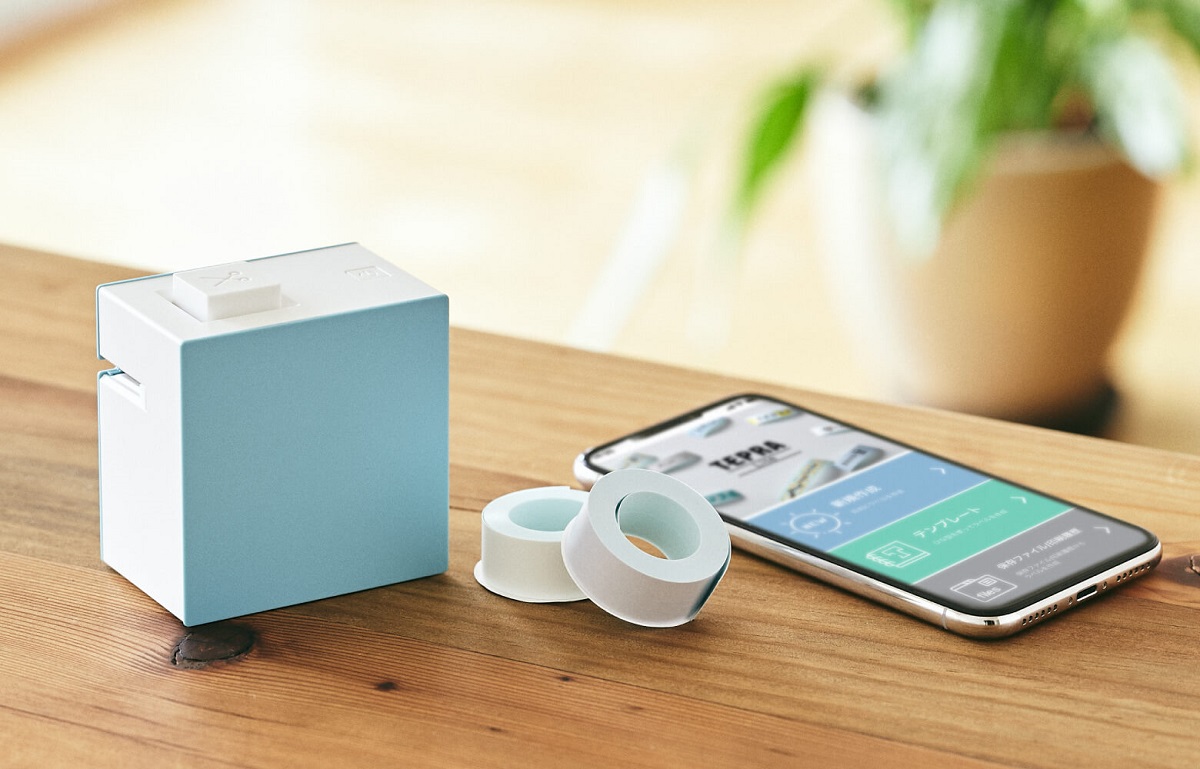 サクッと作れるテプラがあれば書類整理も超はかどる！