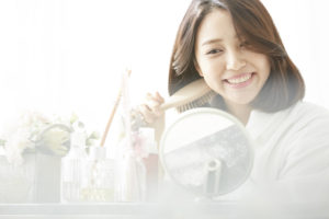 白髪染めは黒のほうがいい？その長所と短所は？？