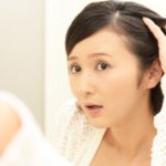 加齢で薄毛が増える原因とは？簡単にできる対処法